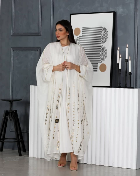 عباية بشت بخام لينن باللون الابيض مع شك يدوي IB137 white